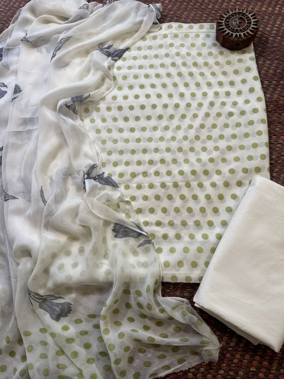 Pure Cotton Unstitched Set with Chiffon Dupatta
