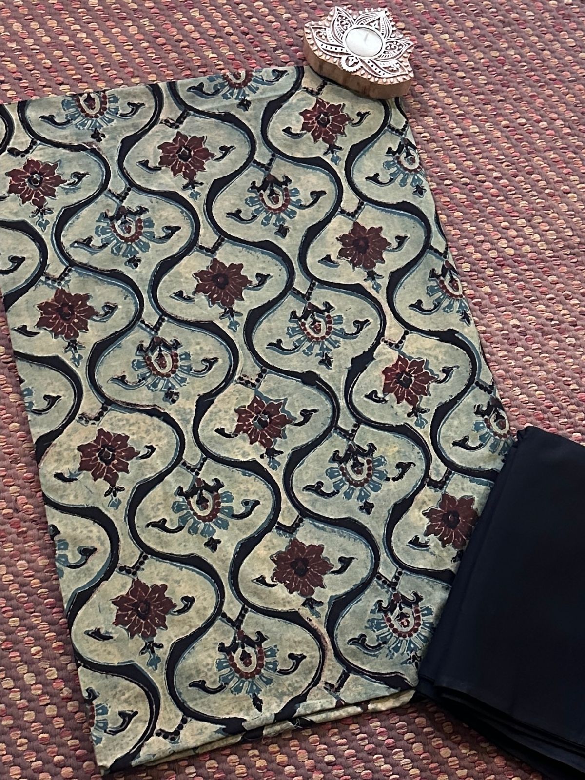 Pure Cotton fabric in Natural Dyes with Bottom Unstitched Set