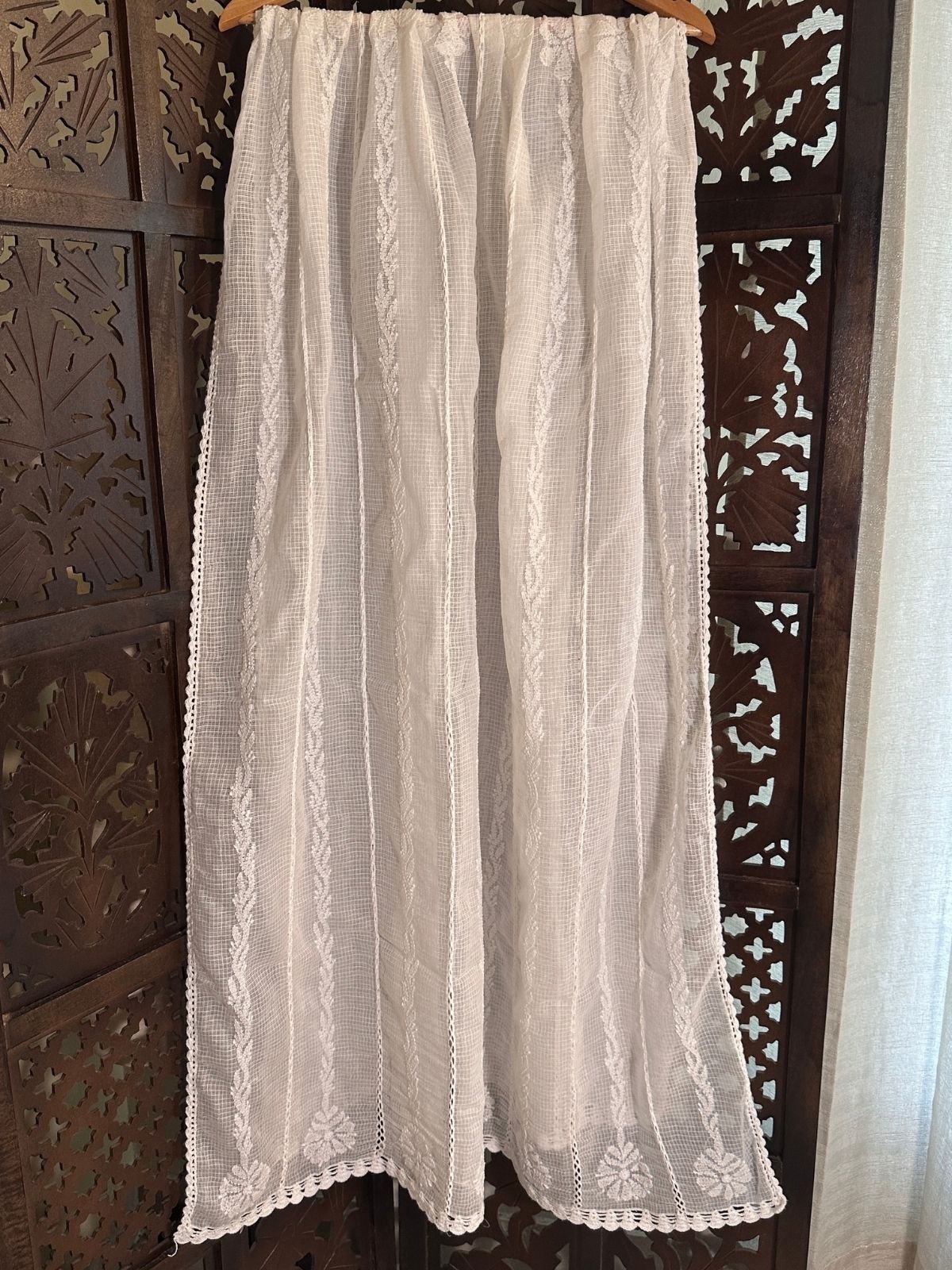 Kota Doria Hand Embroidered Chikankari Dupatta