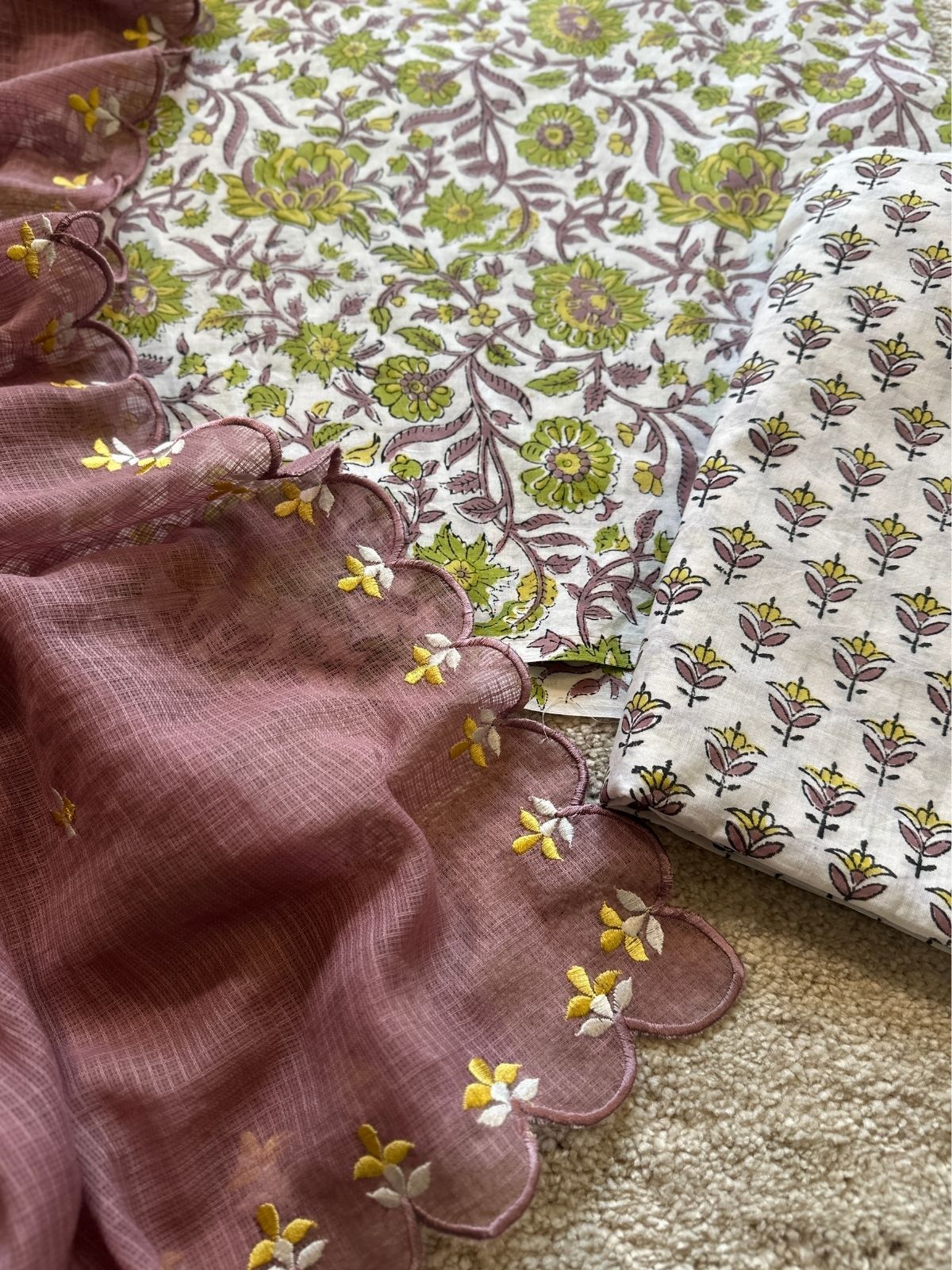 Mallow Bloom Set - Sanganeri Print with Embroidered Dupatta