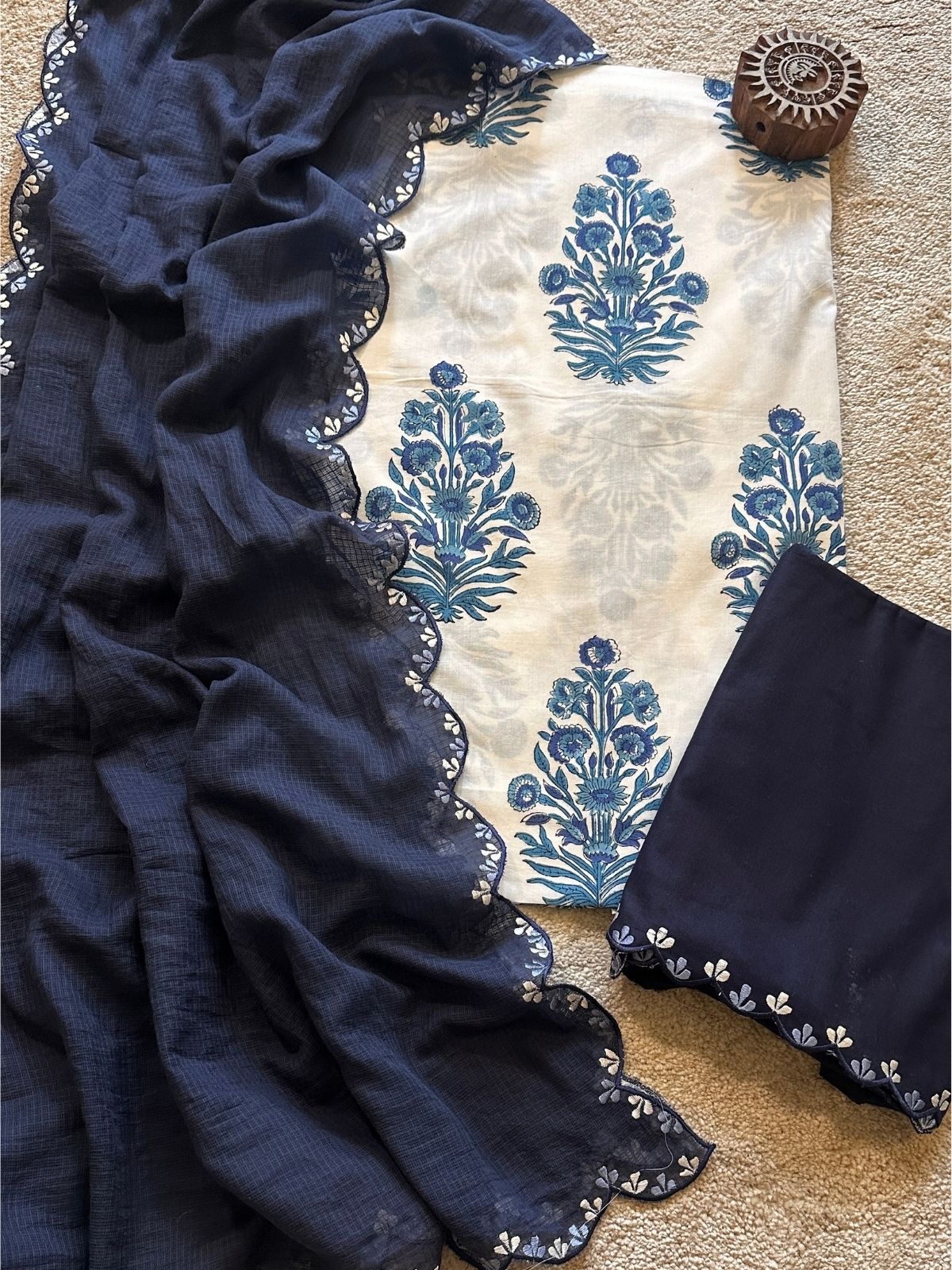 Neer Unstitched Set