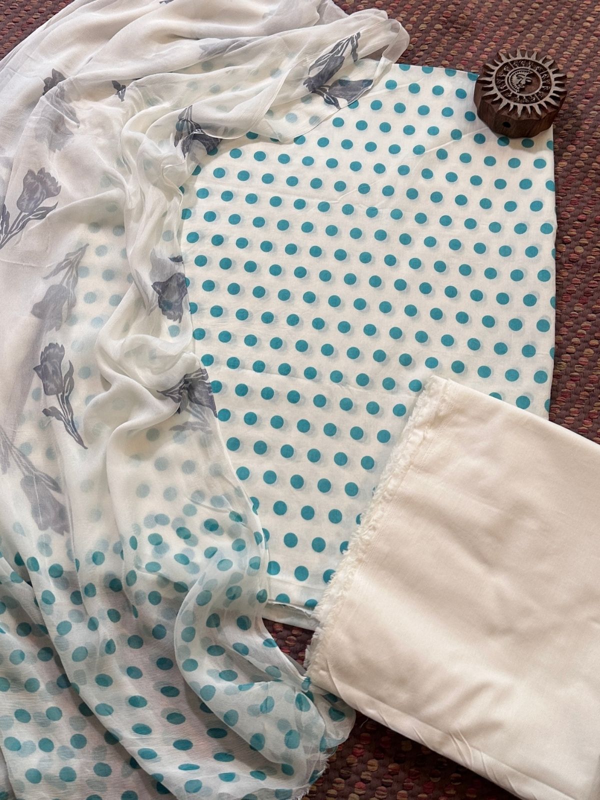 Pure Cotton Unstitched Set with Chiffon Dupatta