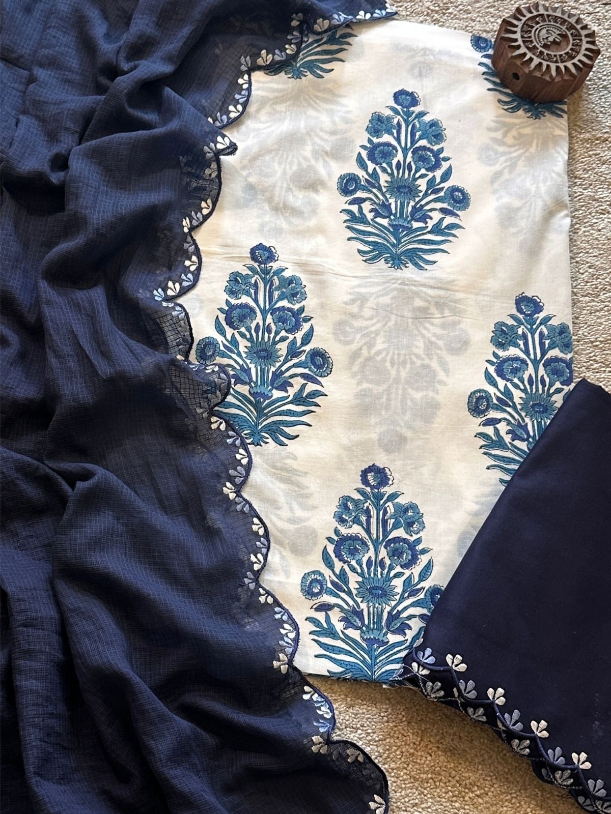 Neer Unstitched Set