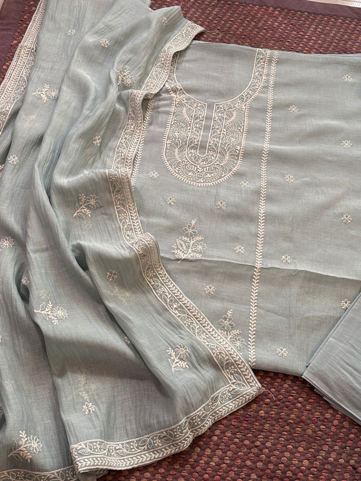 Malmal Maheshwari Silk Embroidered Unstitched Set