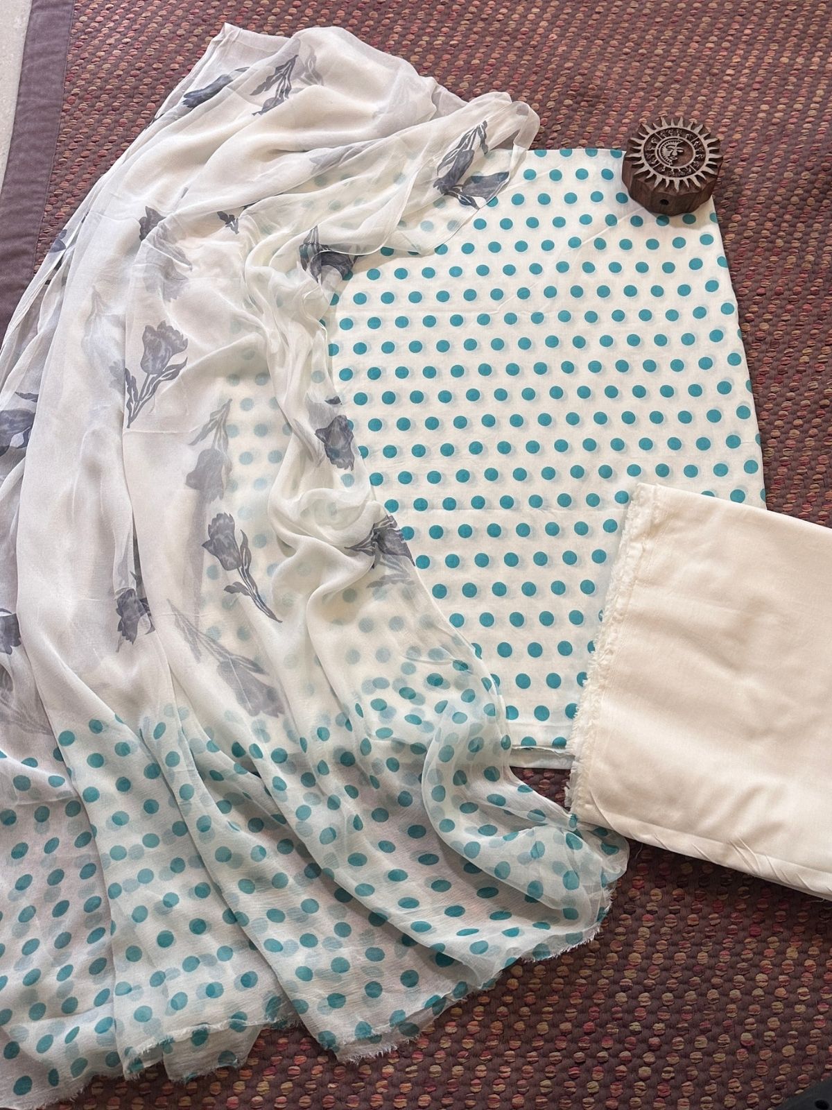 Pure Cotton Unstitched Set with Chiffon Dupatta
