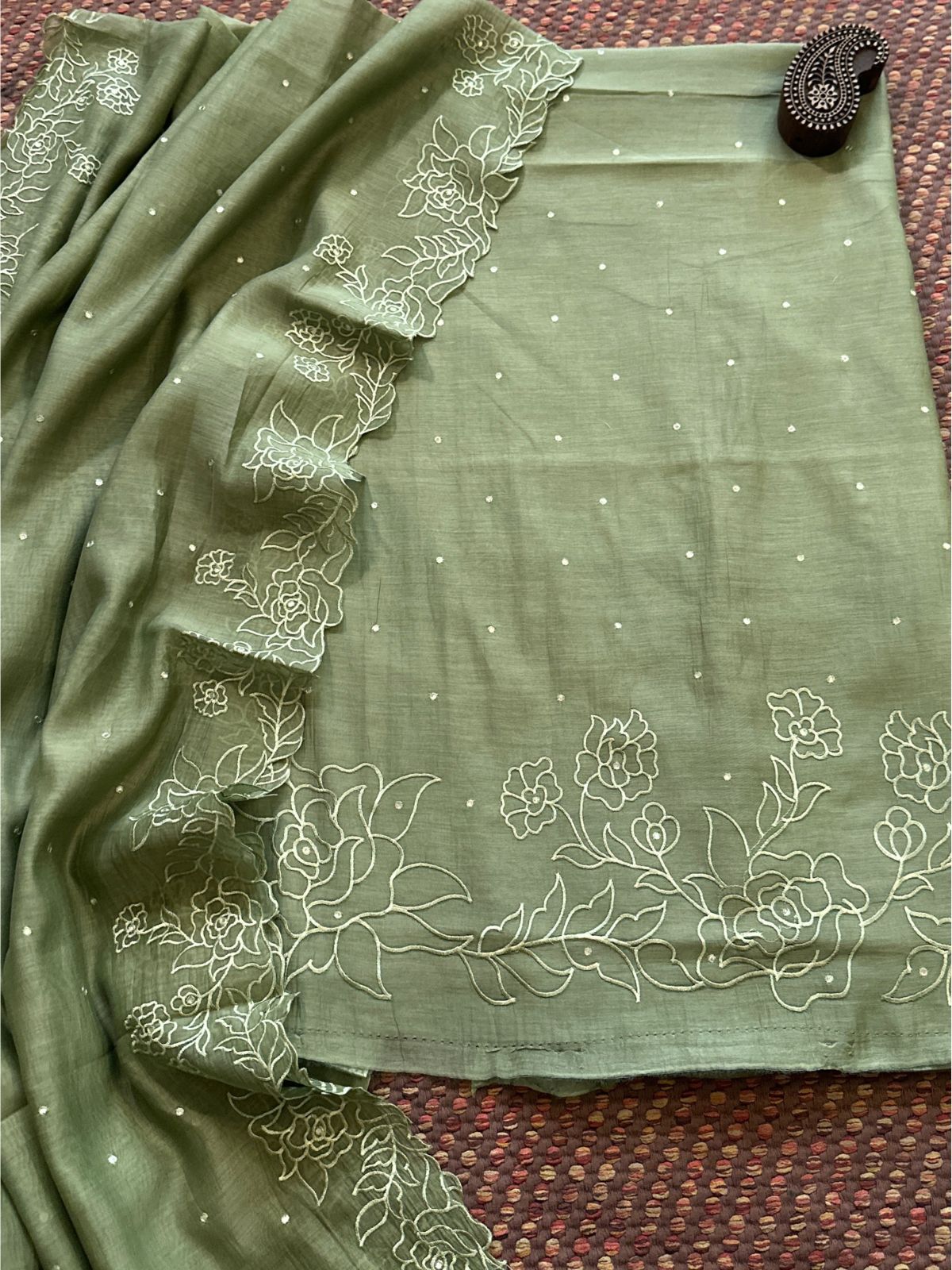 Malmal Maheshwari Silk Embroidered Unstitched Set
