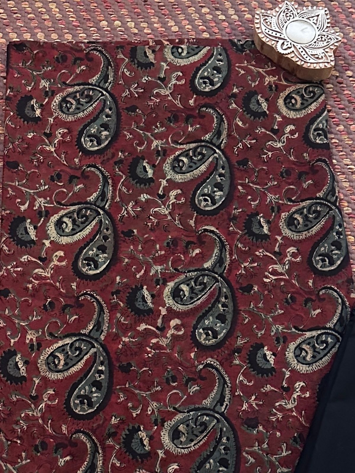 Pure Cotton fabric in Natural Dyes with Bottom Unstitched Set