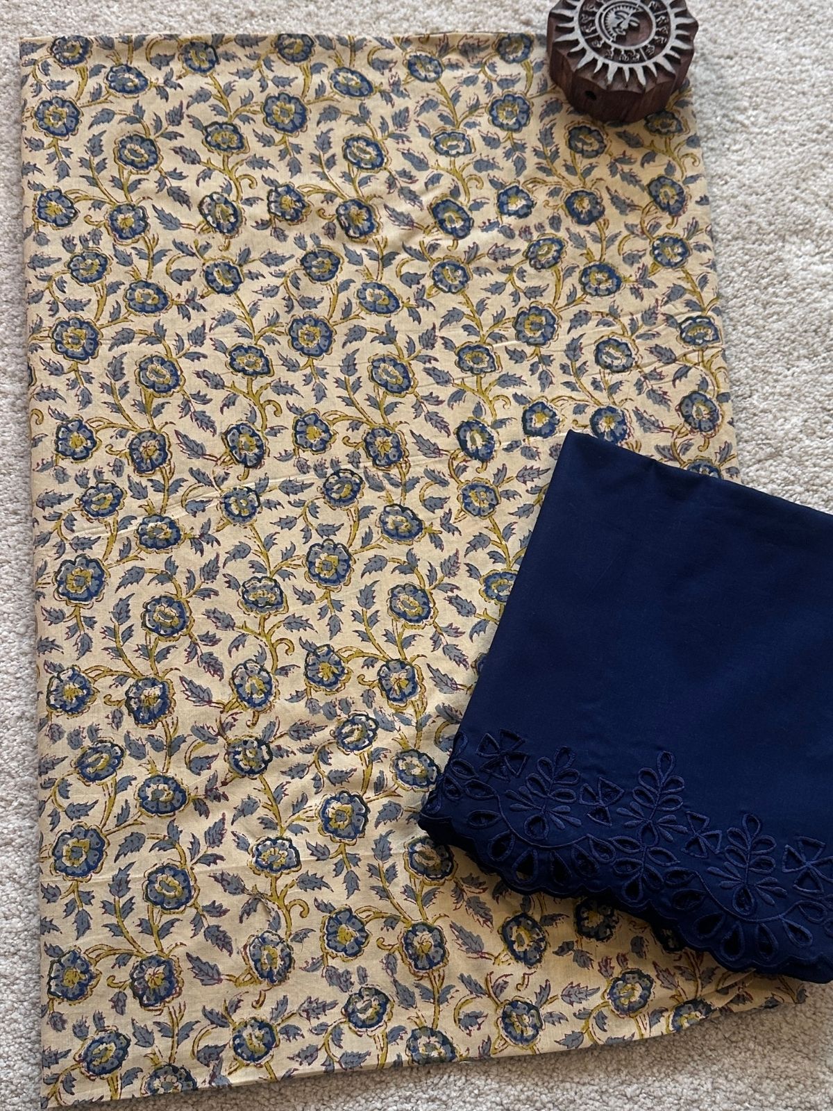 Farah Unstitched Set