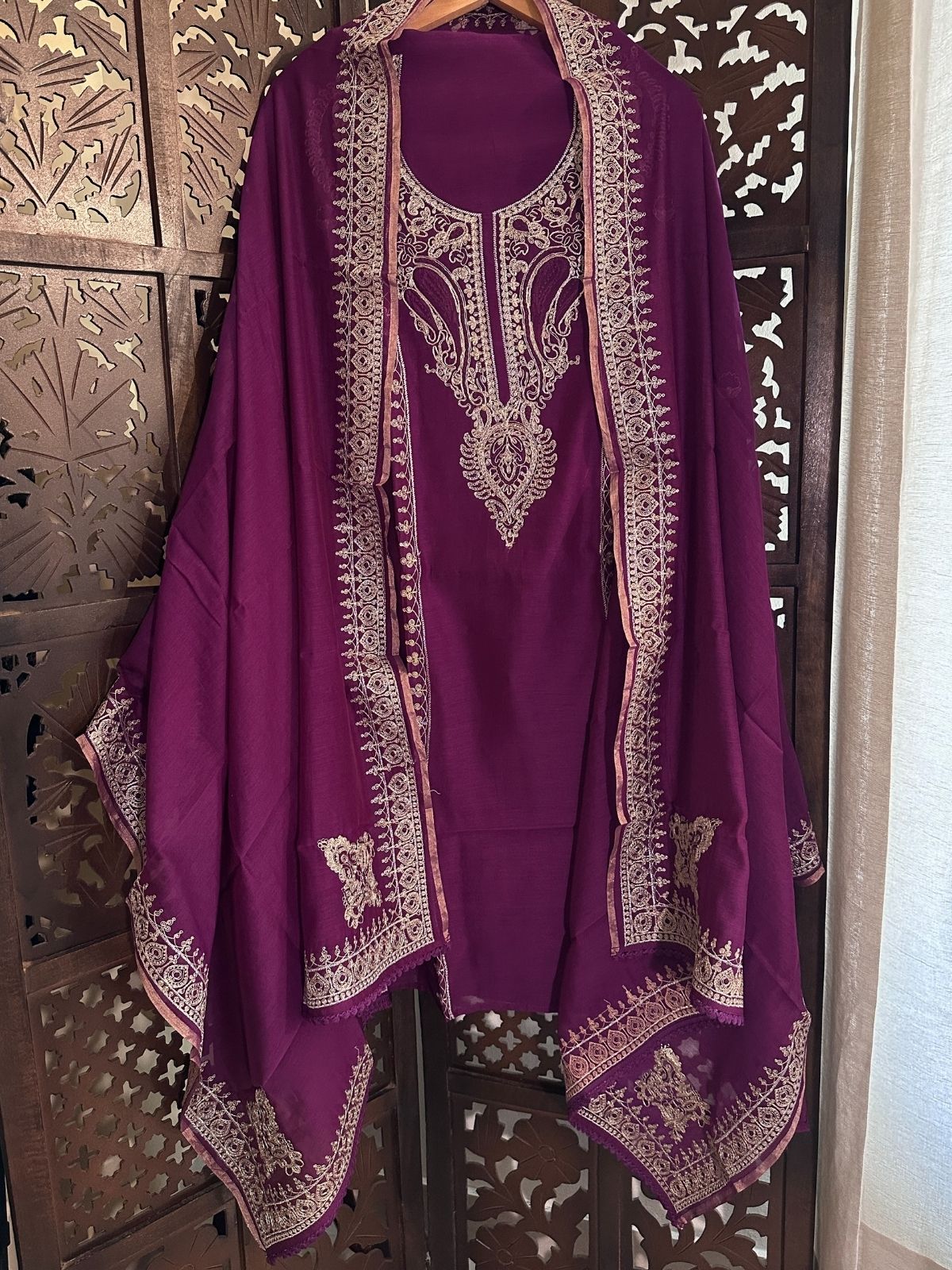 Premium Mul Maheshwari Embroidered Unstitched Set