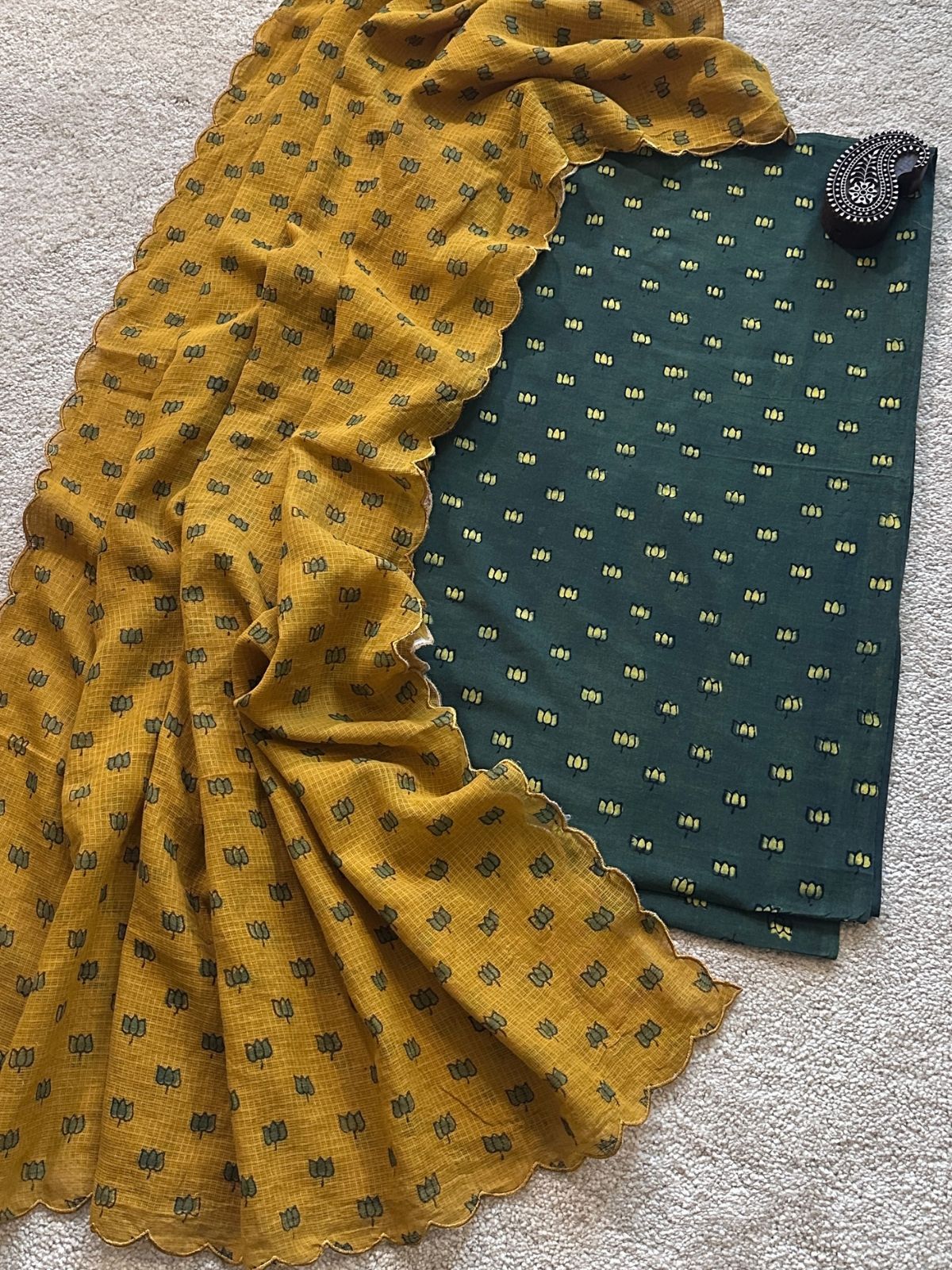 Roshanara Set
