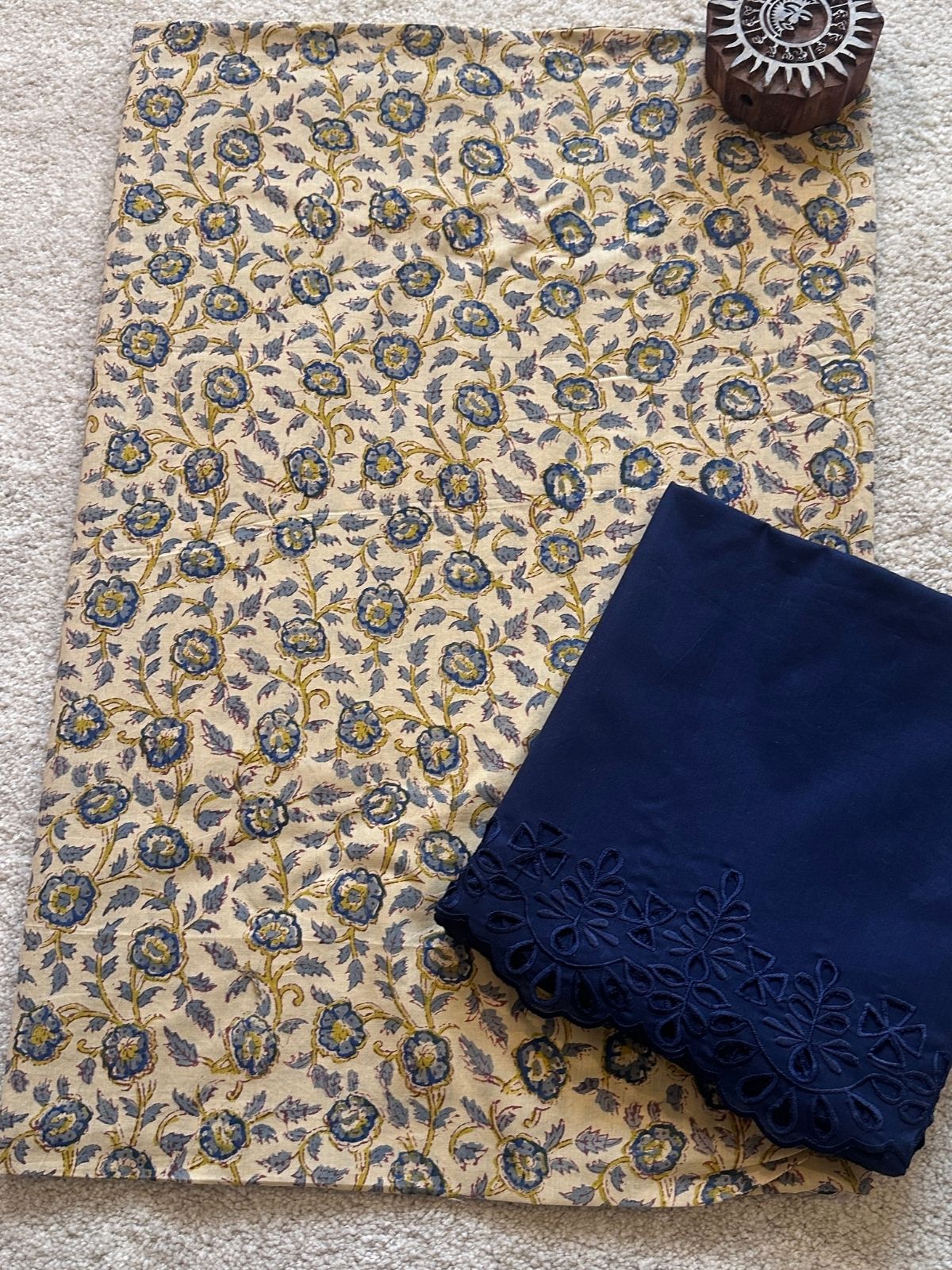 Farah Unstitched Set