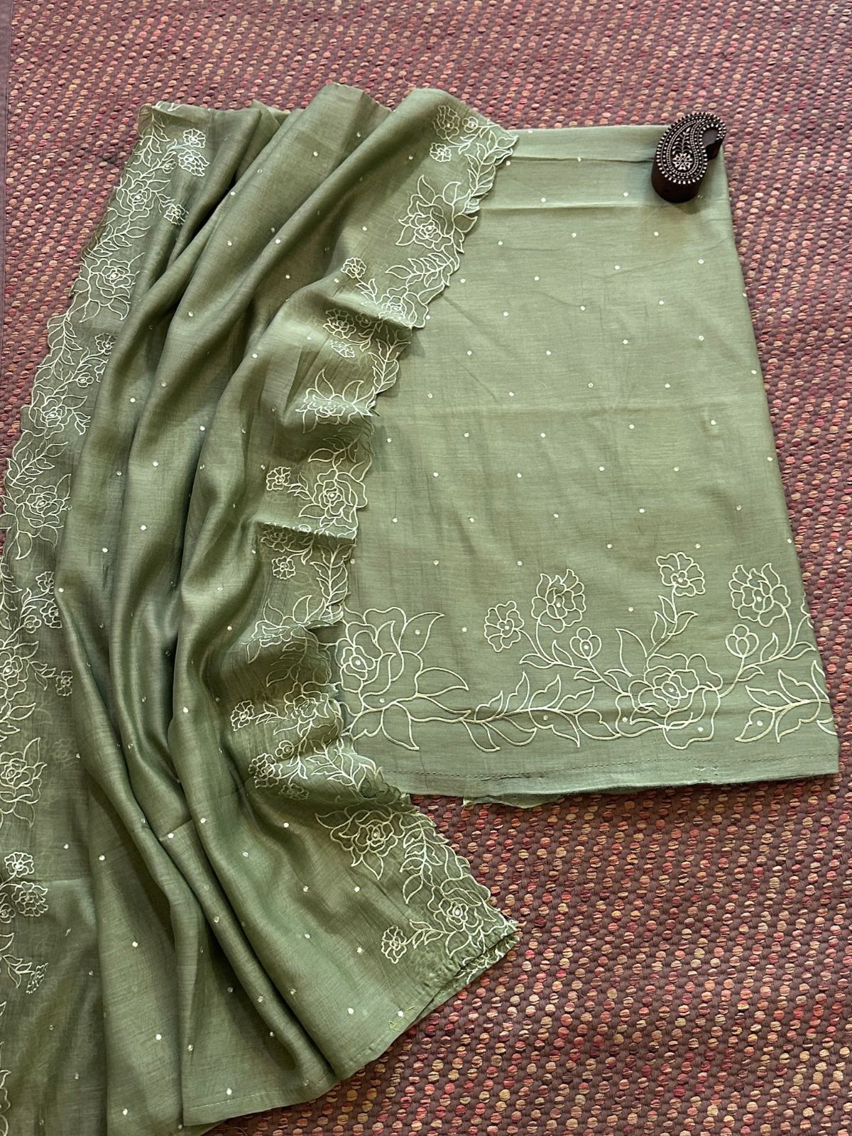Malmal Maheshwari Silk Embroidered Unstitched Set