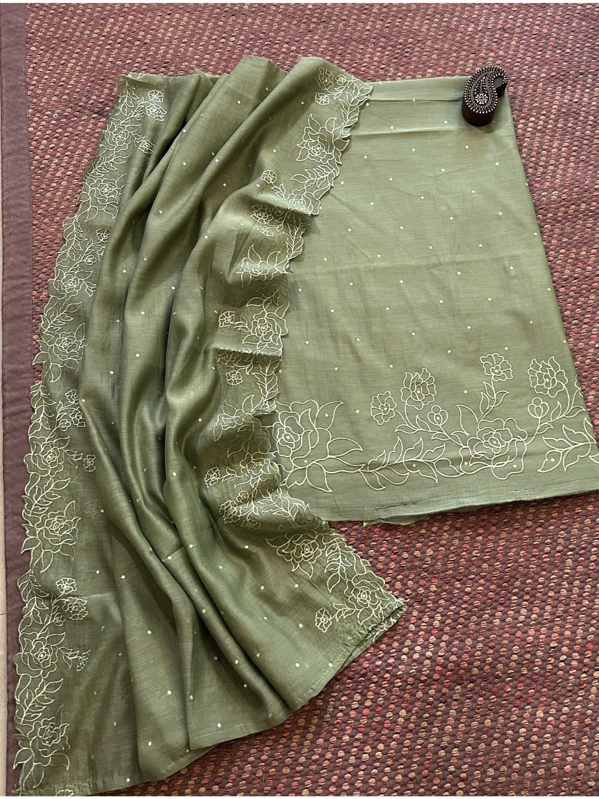 Malmal Maheshwari Silk Embroidered Unstitched Set