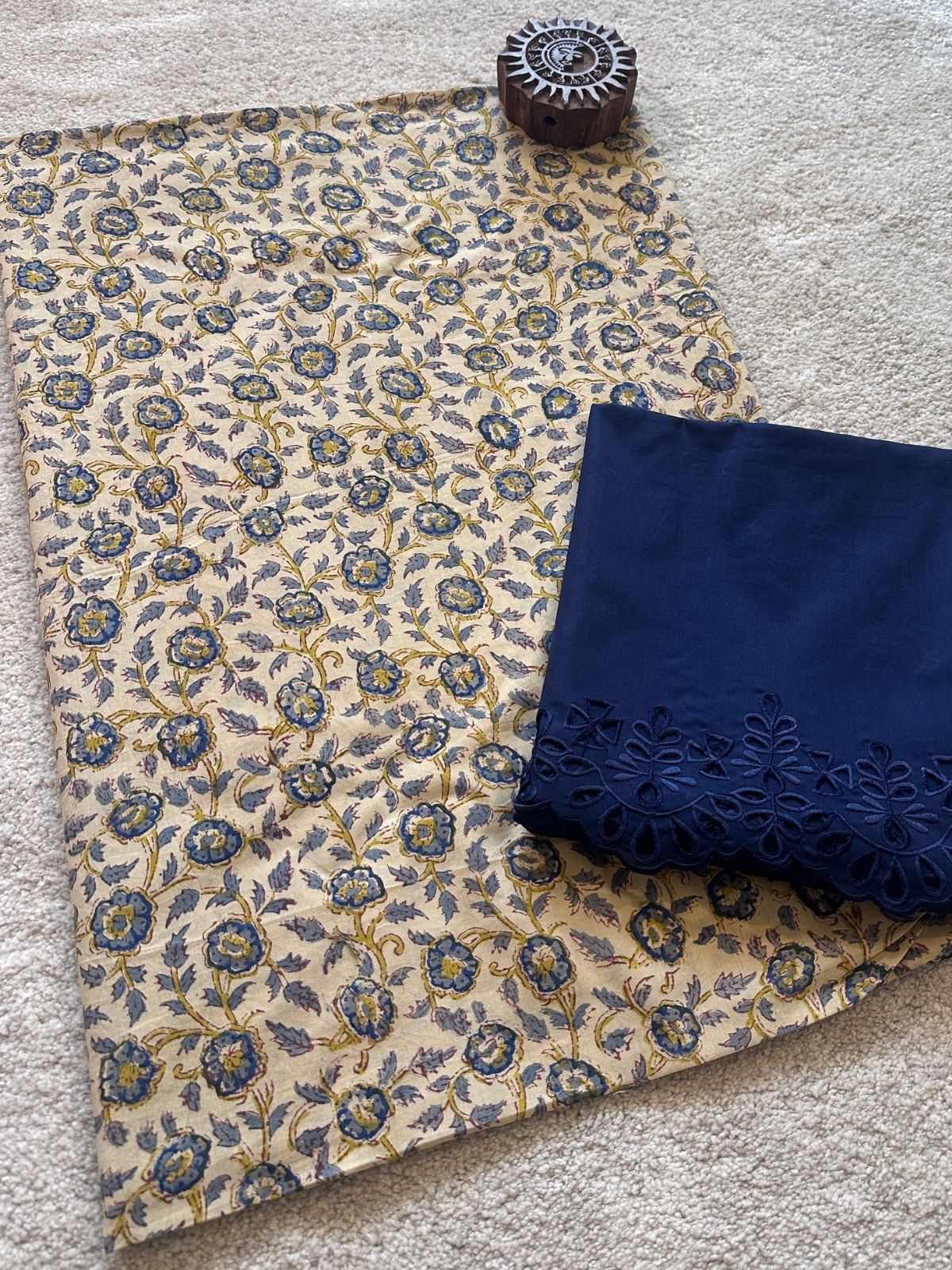 Farah Unstitched Set
