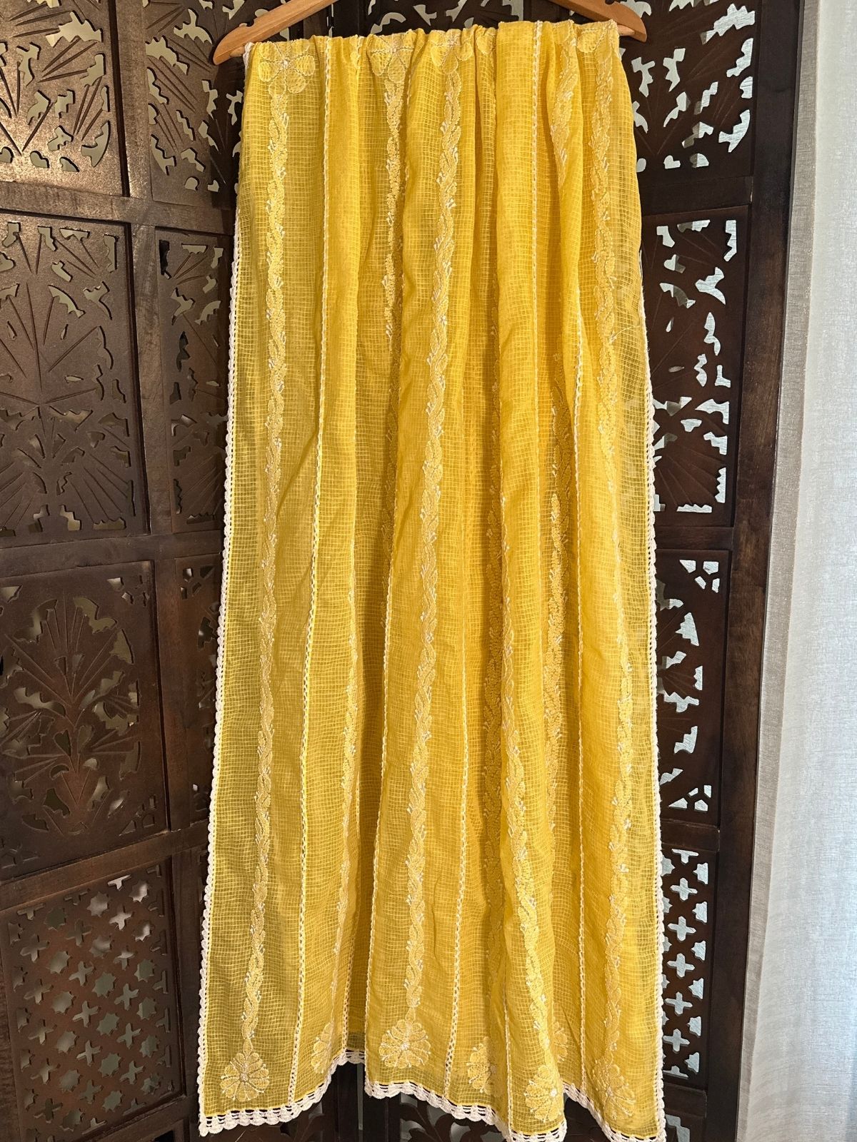 Kota Doria Hand Embroidered Chikankari Dupatta
