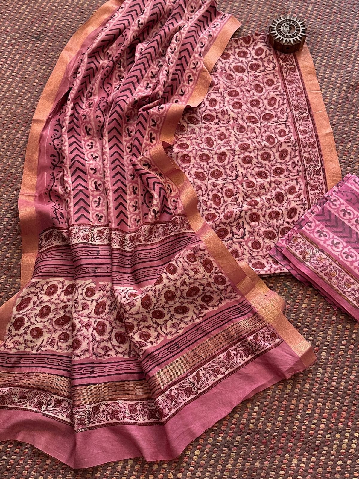 Vegetable Dyed Maheshwari Silk Unstitched Set