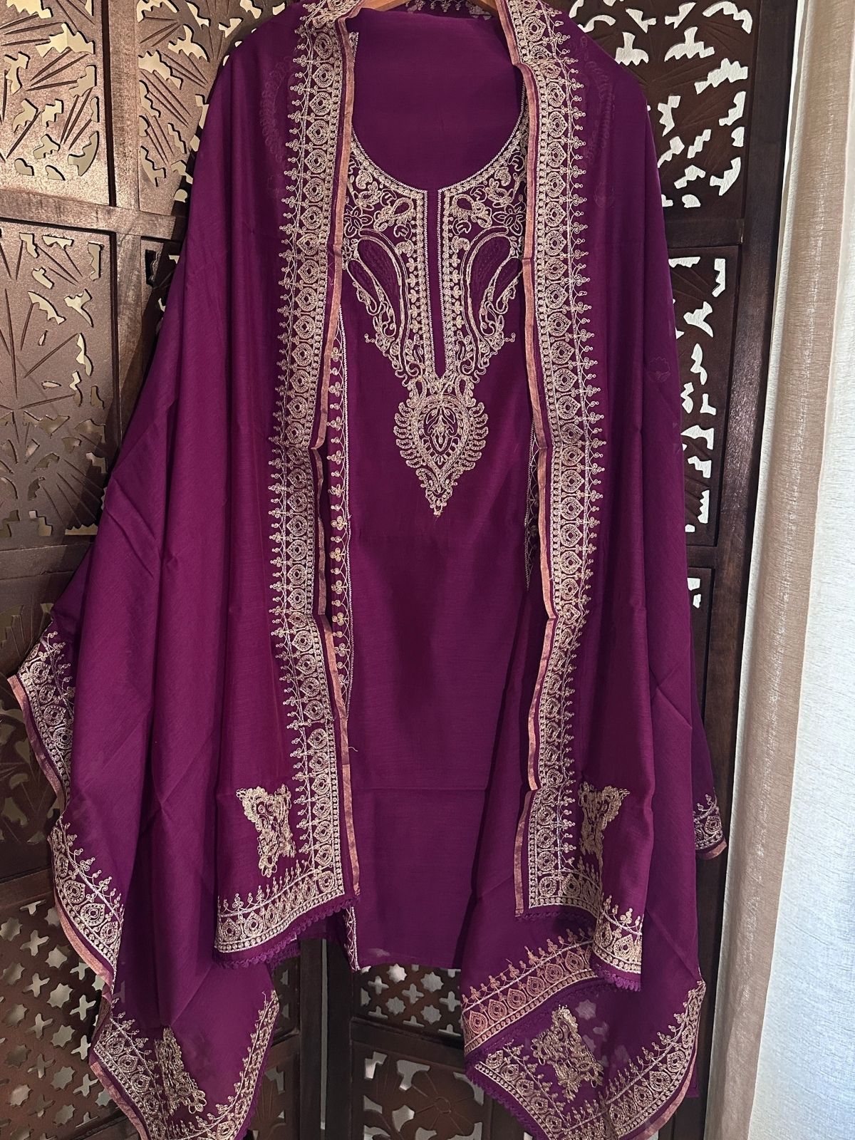 Premium Mul Maheshwari Embroidered Unstitched Set