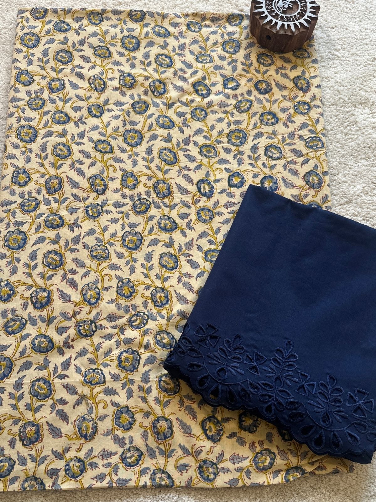 Farah Unstitched Set