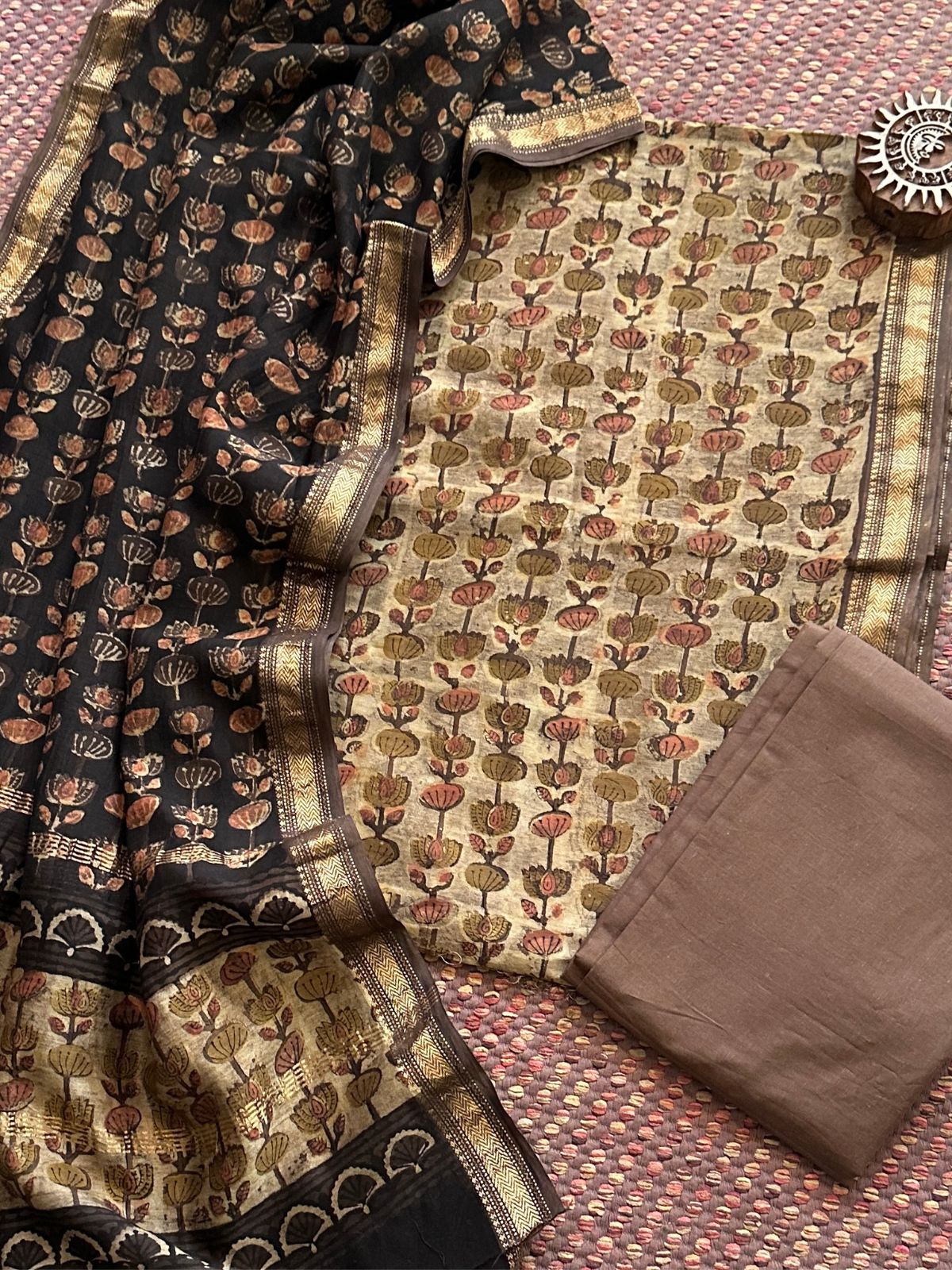 Vegetable Dyed Maheshwari Silk Unstitched Set