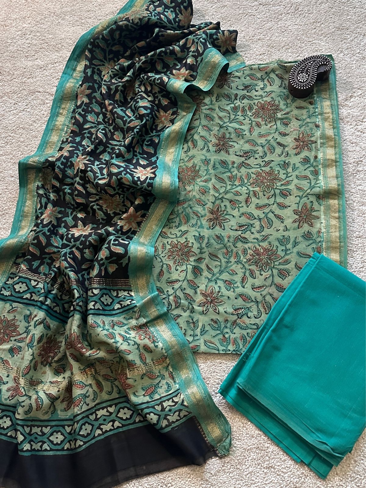 Bahaar-  Maheshwari Silk Set