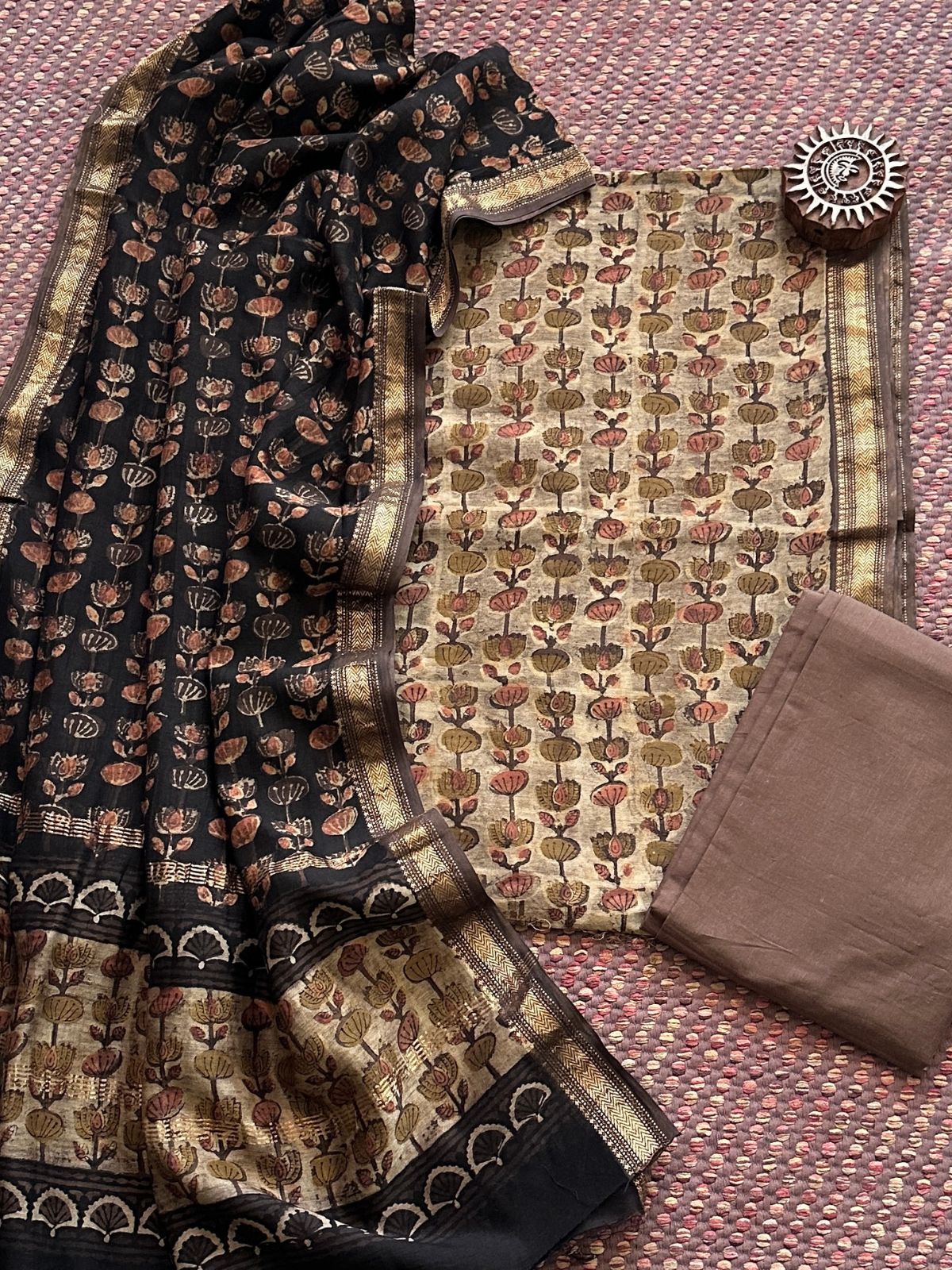 Vegetable Dyed Maheshwari Silk Unstitched Set