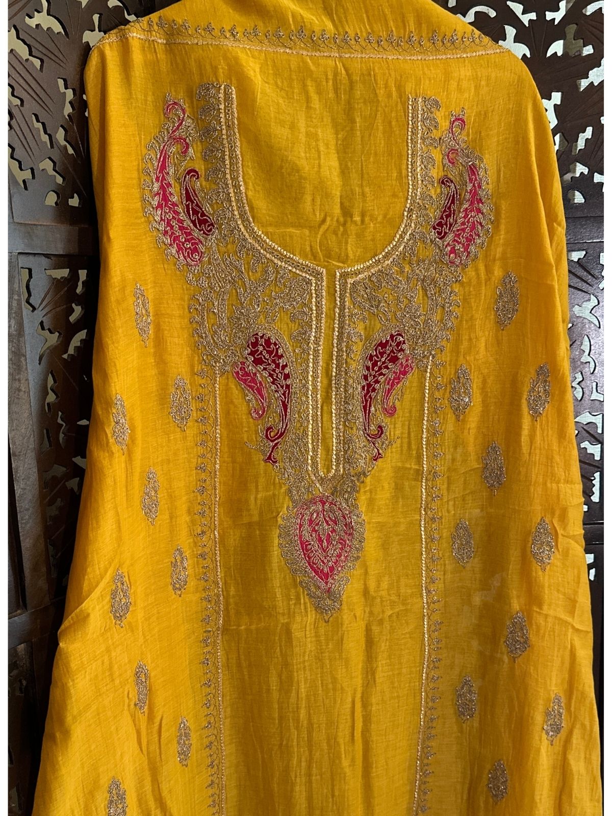 Premium Mul Maheshwari Embroidered Unstitched Set