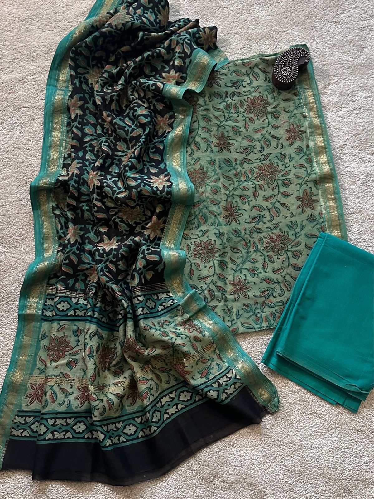 Bahaar-  Maheshwari Silk Set