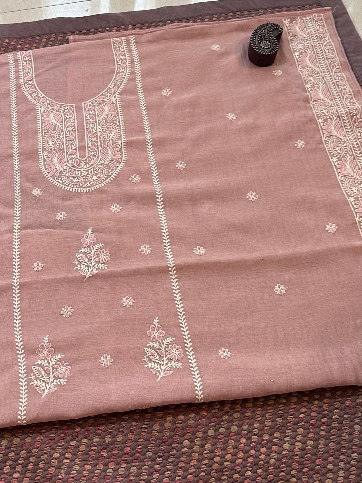 Malmal Maheshwari Silk Embroidered Unstitched Set