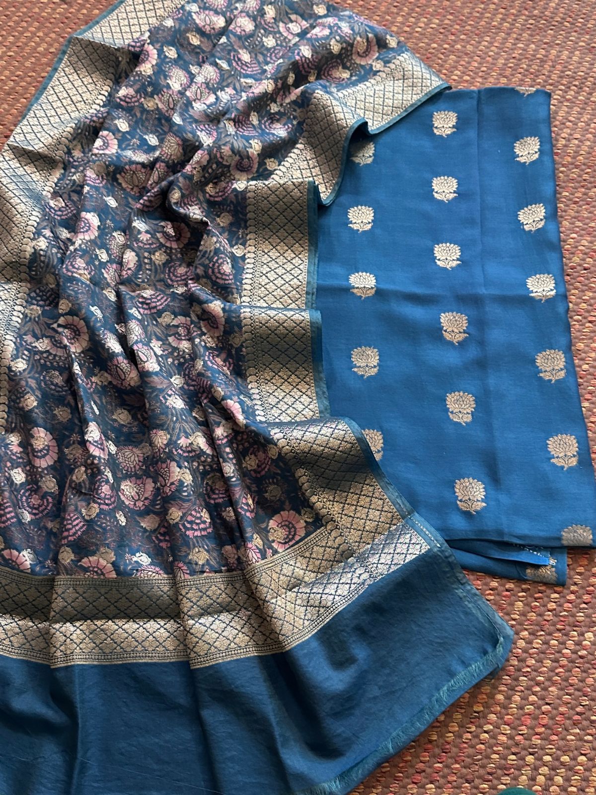 Maheshwari Silk with Benarsi Weave