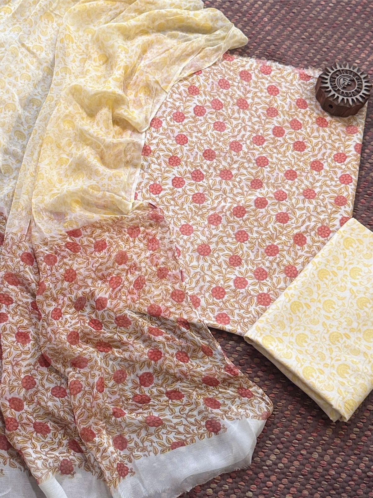 Pure Cotton Unstitched Set with Chiffon Dupatta