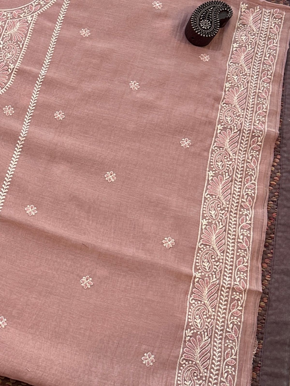 Malmal Maheshwari Silk Embroidered Unstitched Set