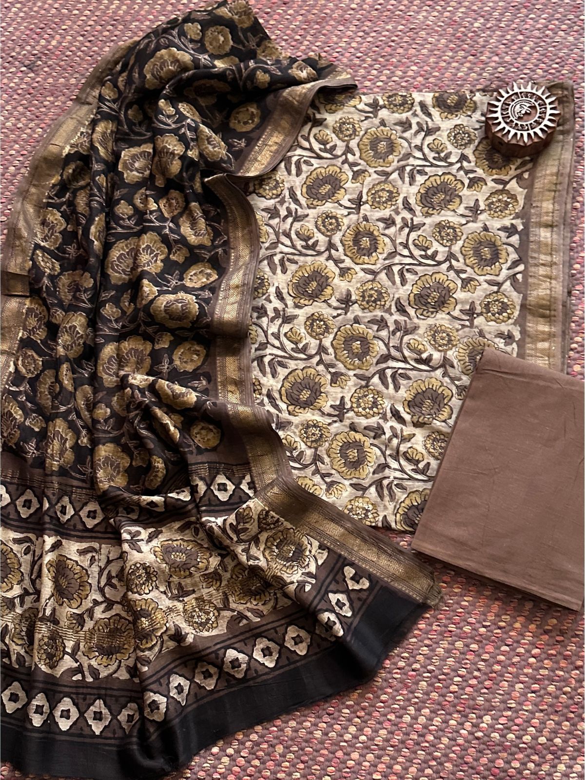 Vegetable Dyed Maheshwari Silk Unstitched Set