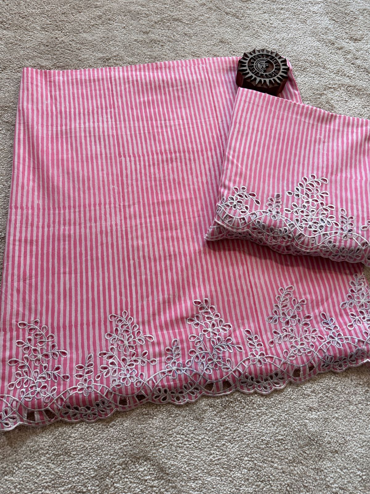 Gulabi Dhaari - Coord Set with Cutwork Embridery