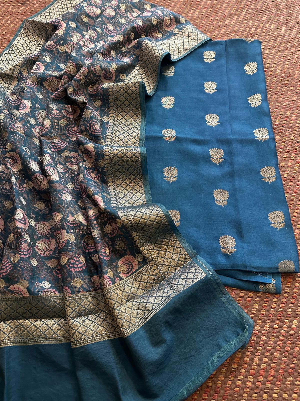 Maheshwari Silk with Benarsi Weave