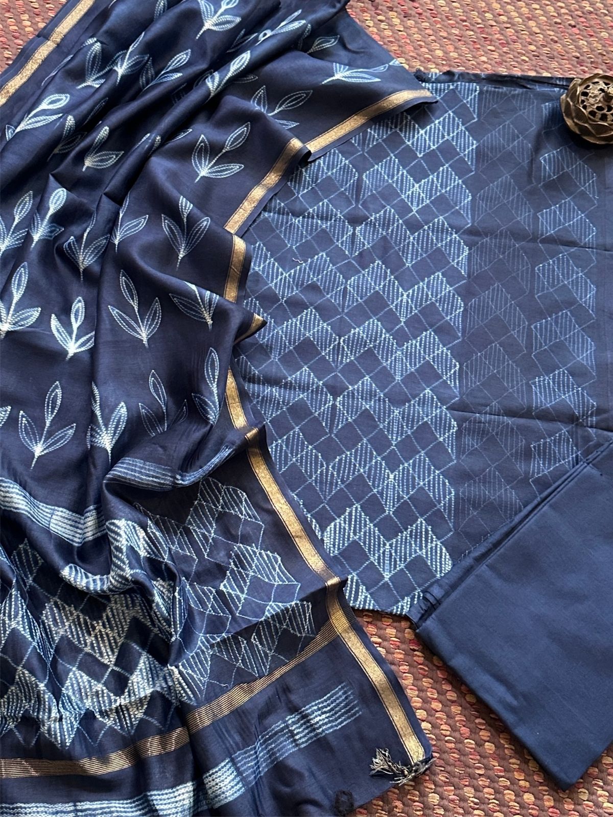 Shibori Maheshwari Silk Set