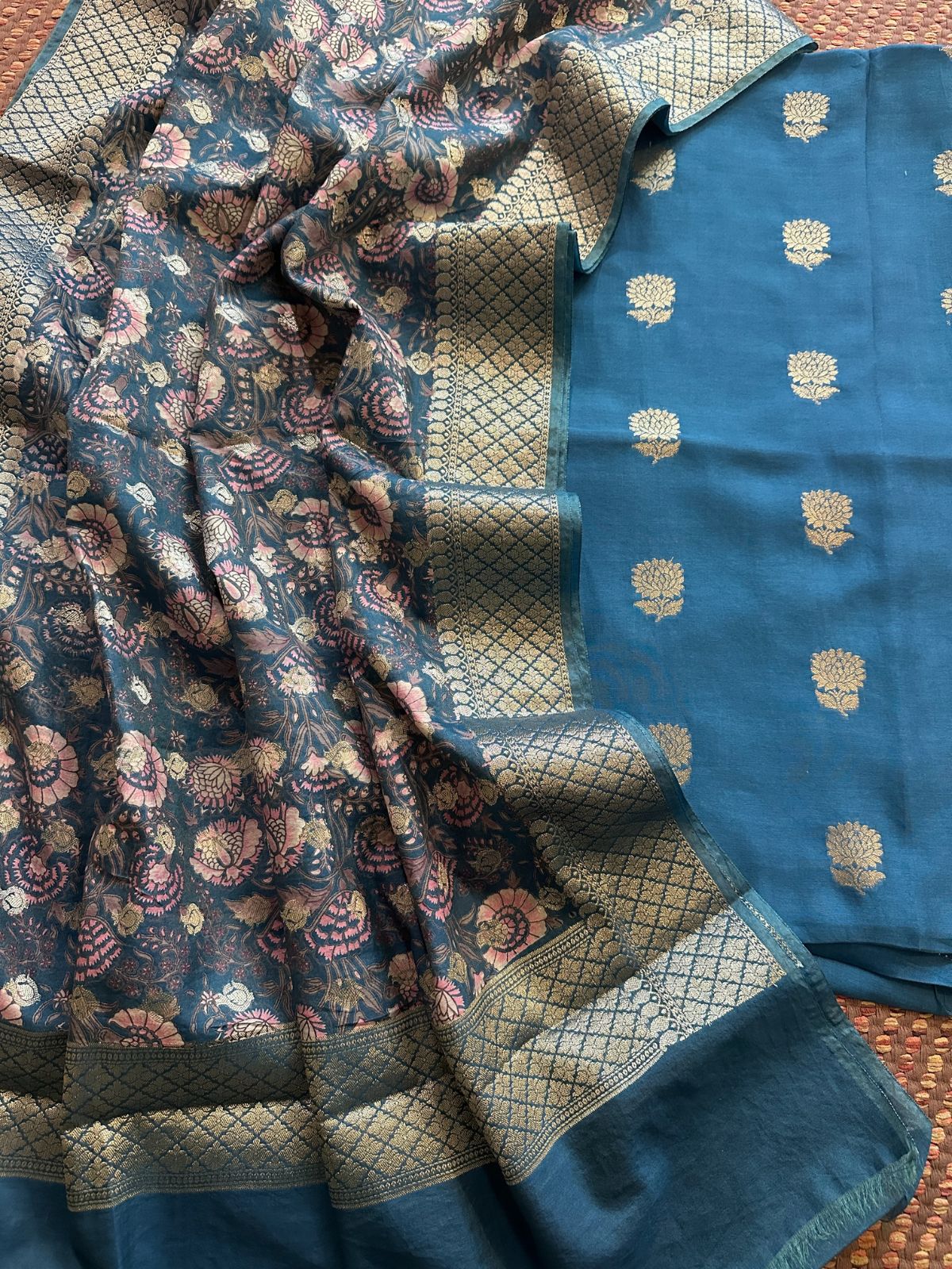 Maheshwari Silk with Benarsi Weave