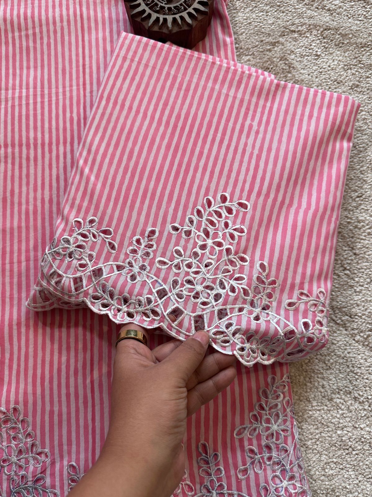 Gulabi Dhaari - Coord Set with Cutwork Embridery