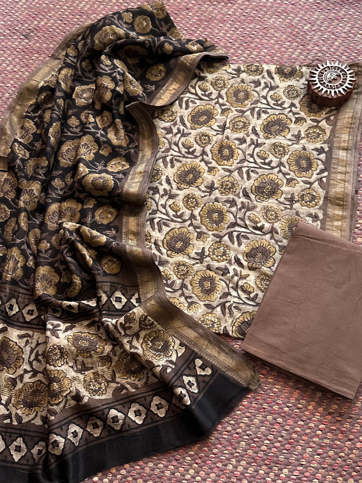 Vegetable Dyed Maheshwari Silk Unstitched Set