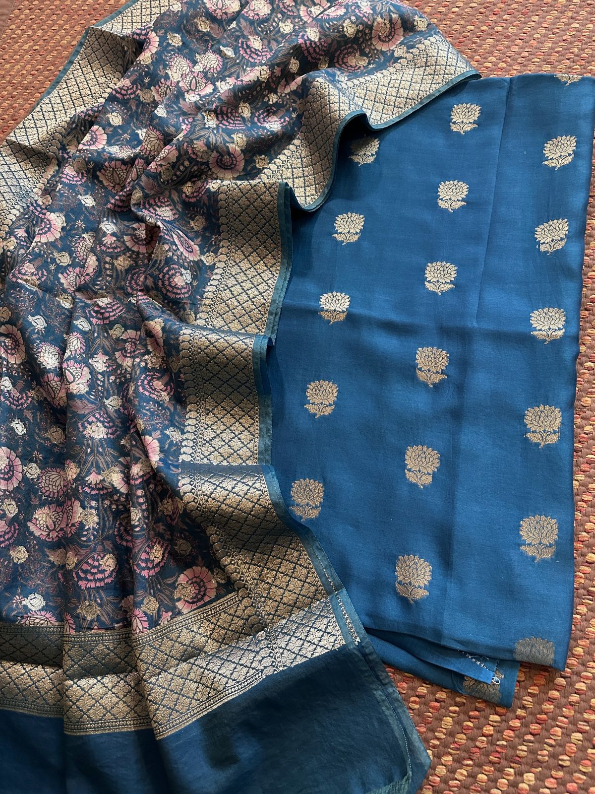 Maheshwari Silk with Benarsi Weave