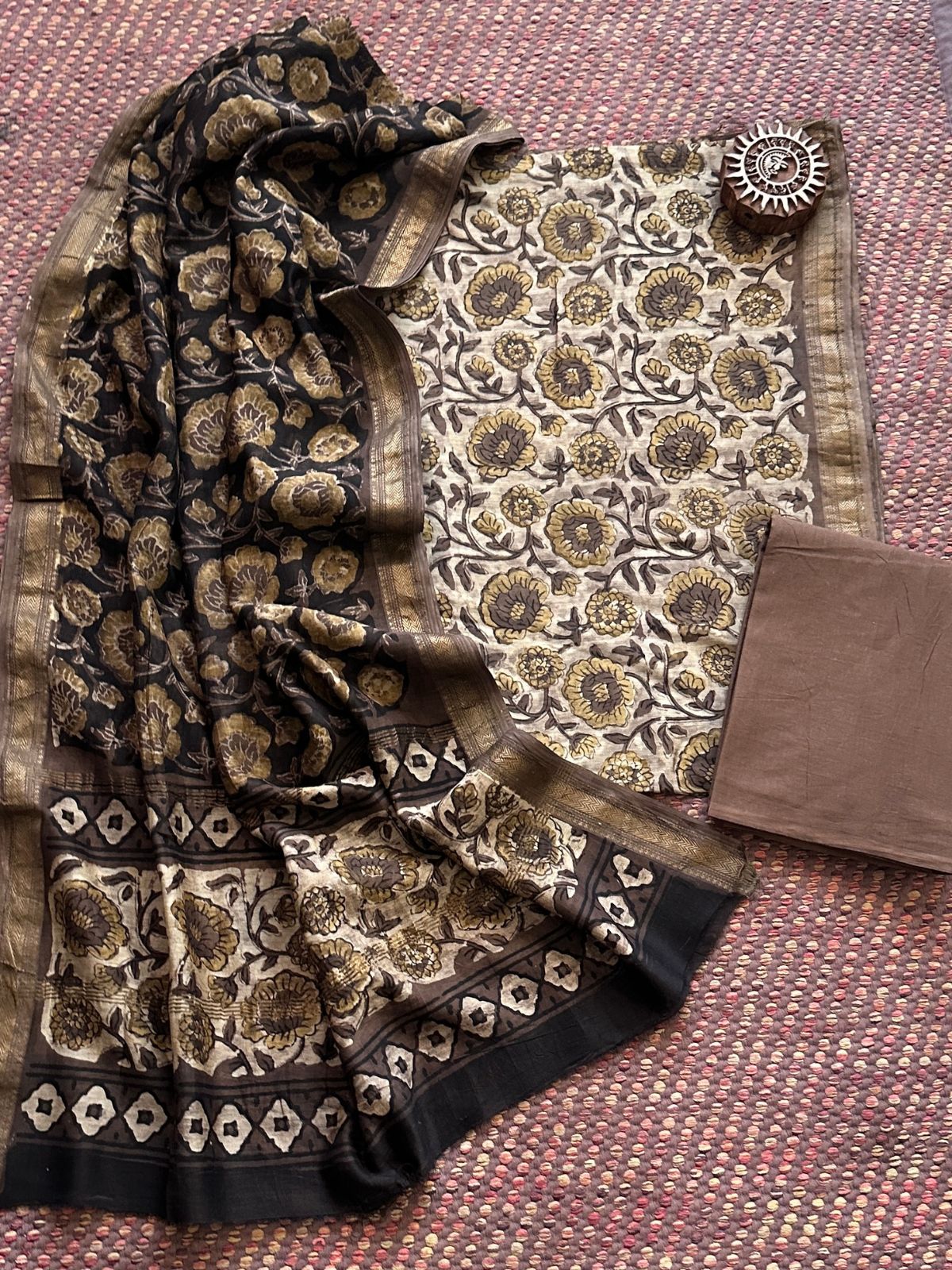 Vegetable Dyed Maheshwari Silk Unstitched Set