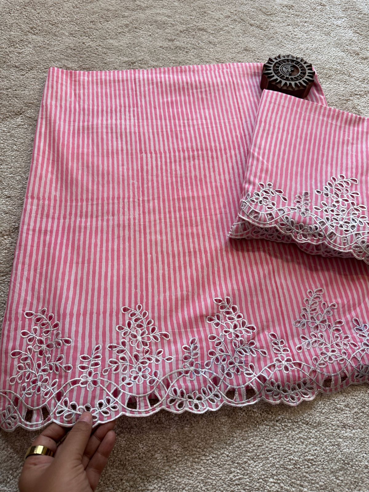 Gulabi Dhaari - Coord Set with Cutwork Embridery