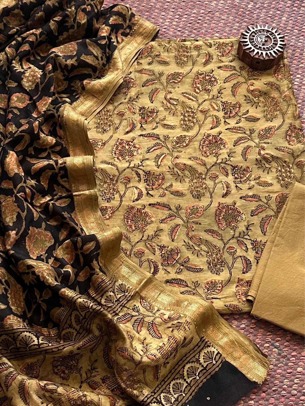 Vegetable Dyed Maheshwari Silk Unstitched Set