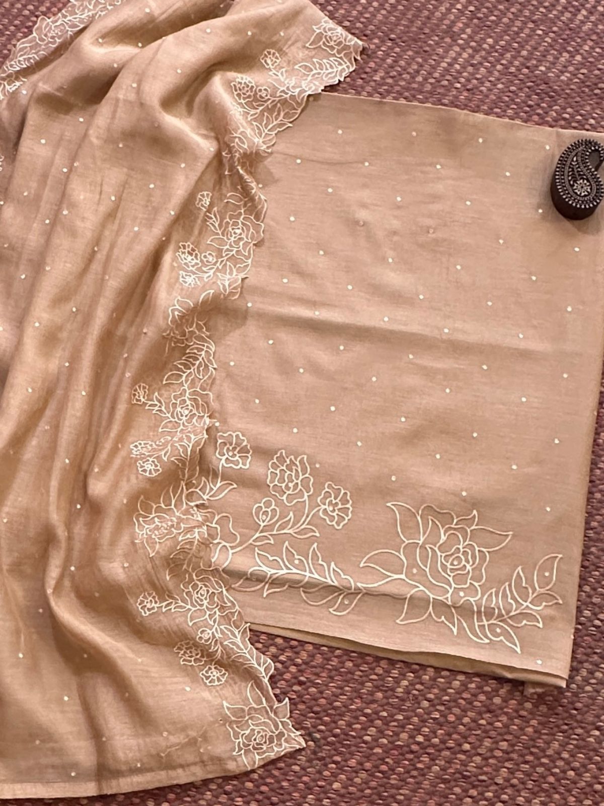 Malmal Maheshwari Silk Embroidered Unstitched Set