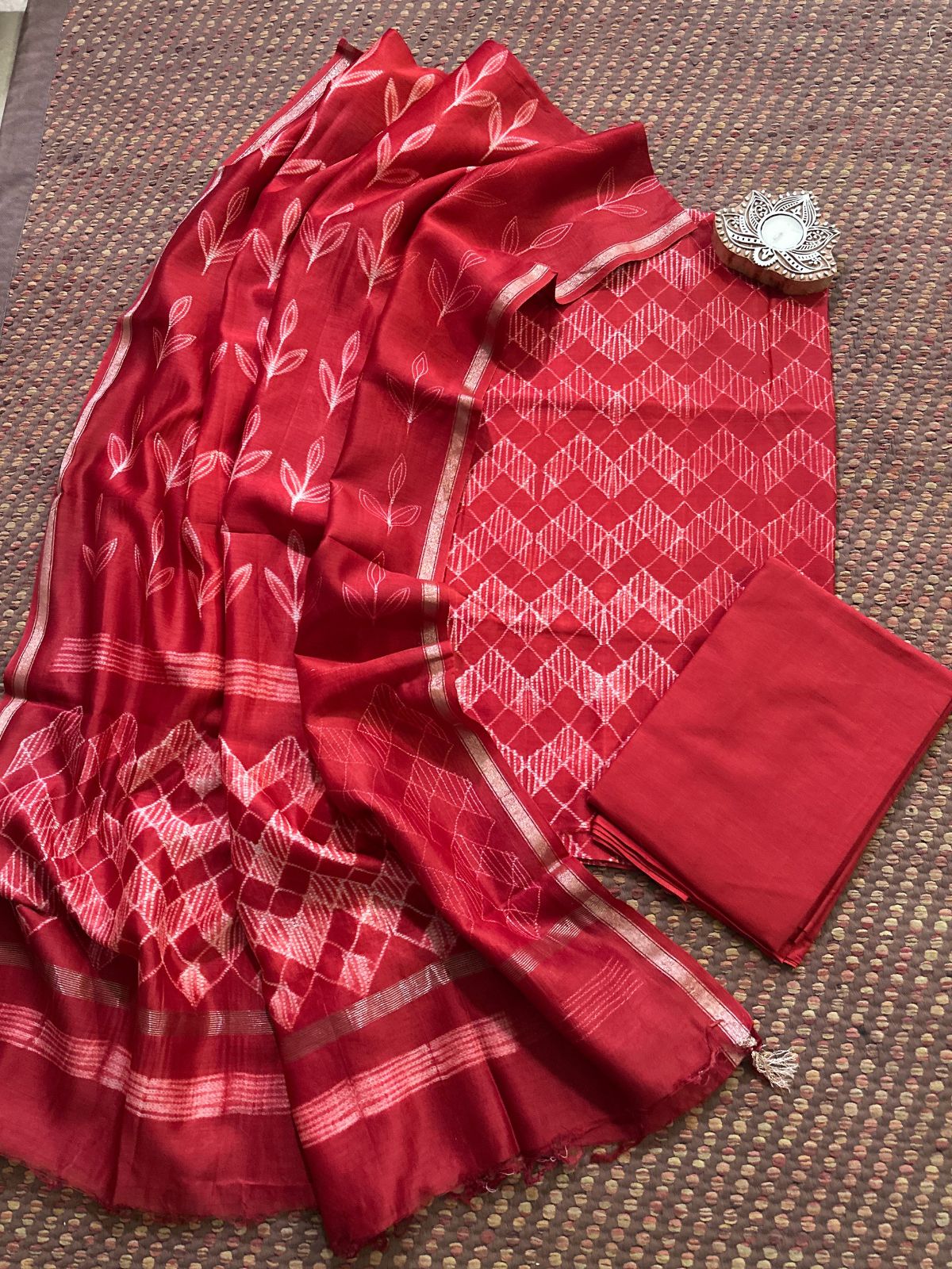 Shibori Maheshwari Silk Set