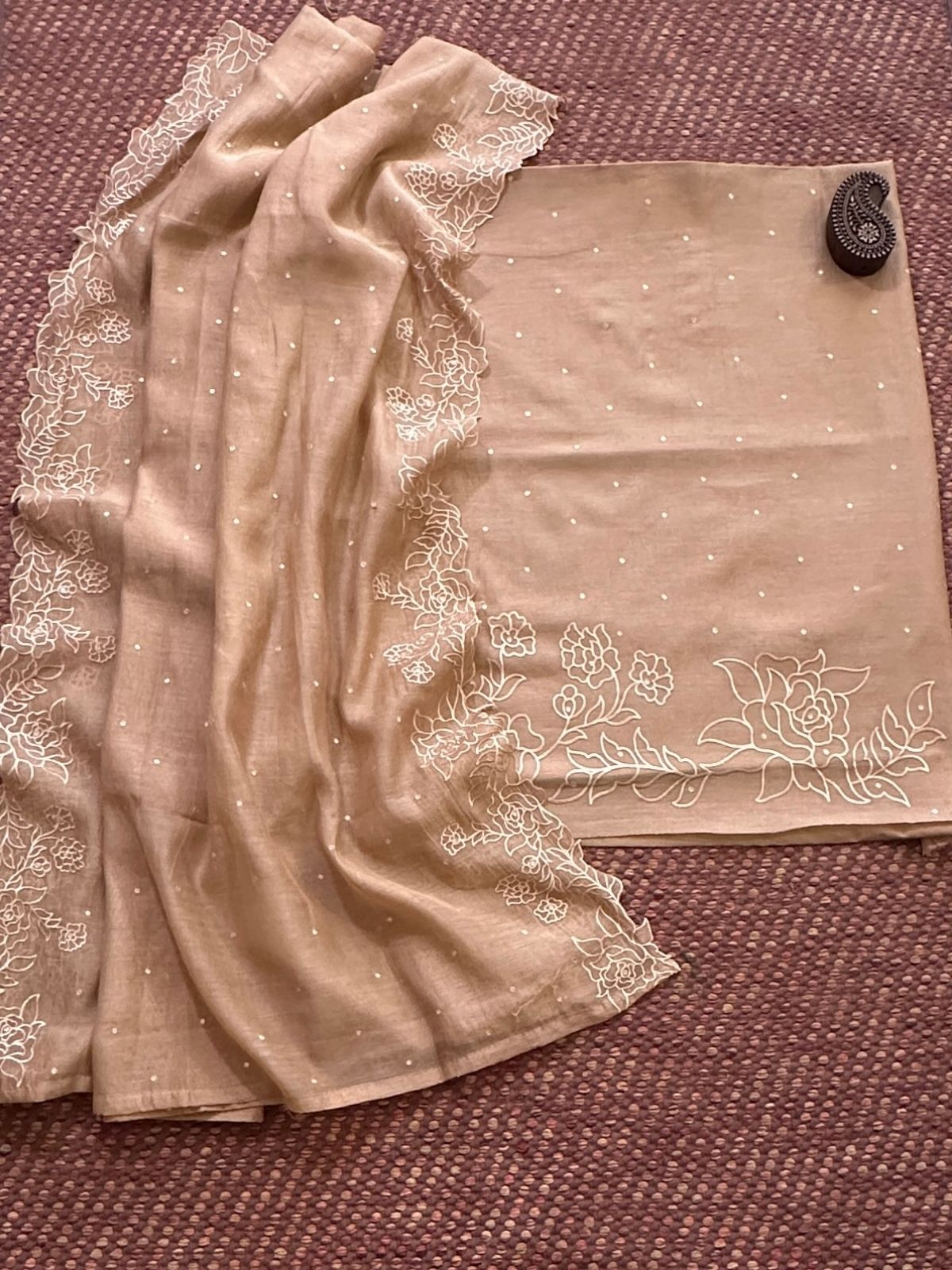 Malmal Maheshwari Silk Embroidered Unstitched Set