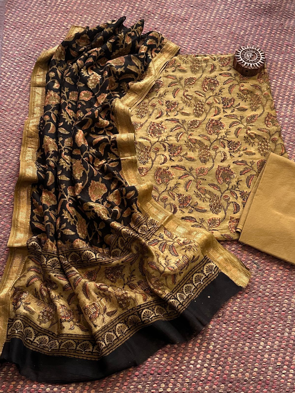 Vegetable Dyed Maheshwari Silk Unstitched Set