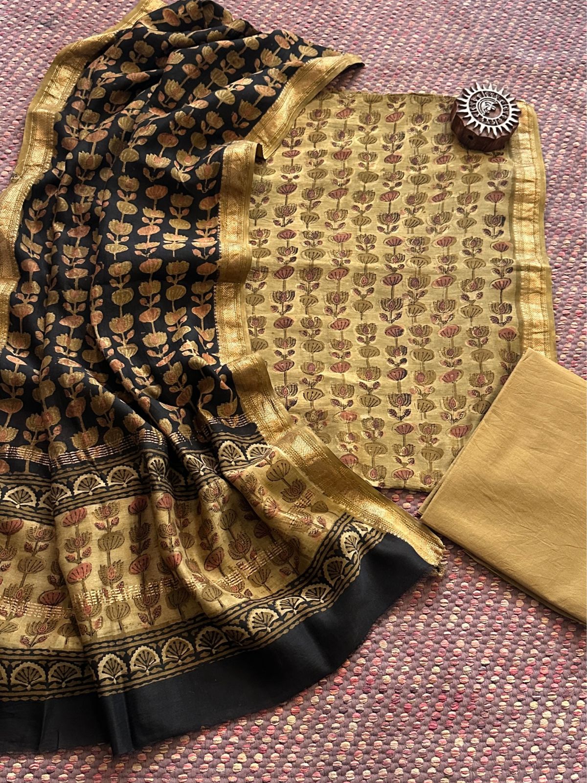 Vegetable Dyed Maheshwari Silk Unstitched Set