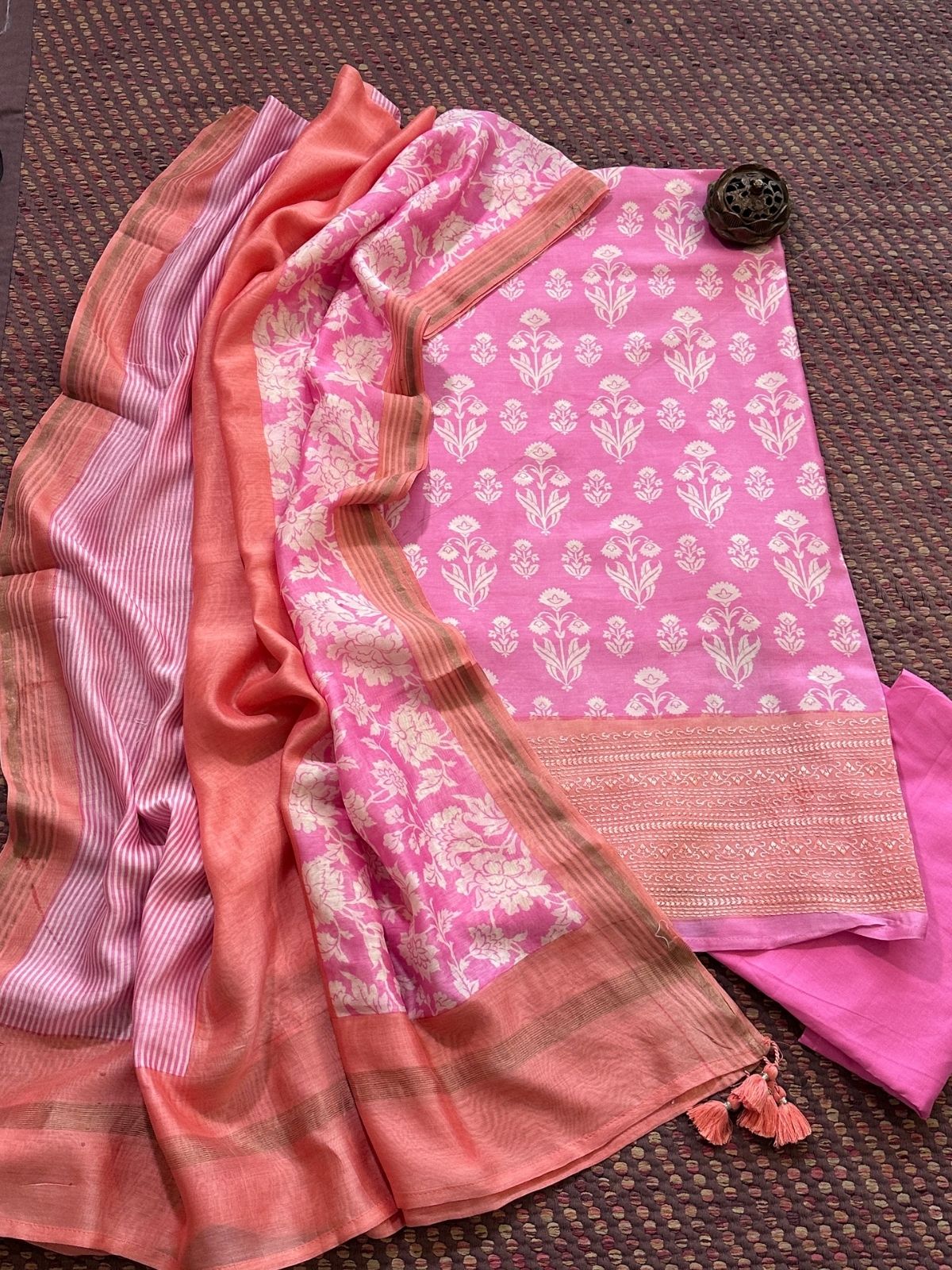 Premium Maheshwari Silk Unstitched Set