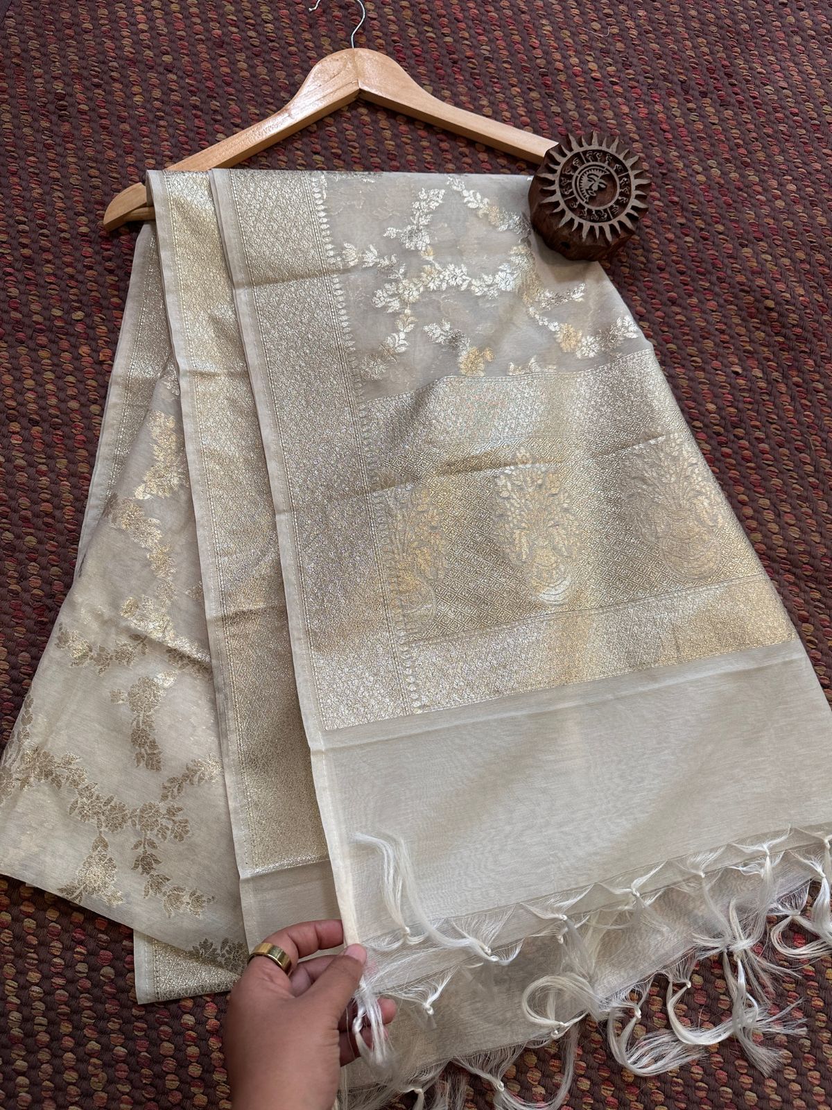 Chanderi Silk Flower Motif Dupatta
