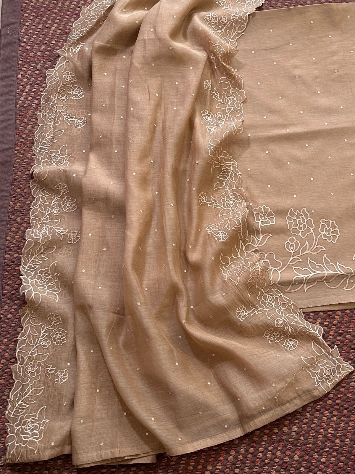 Malmal Maheshwari Silk Embroidered Unstitched Set